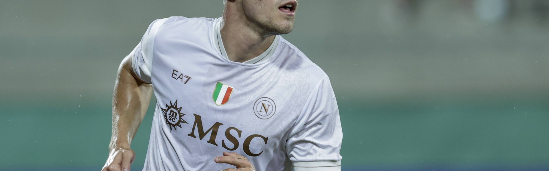 米体：霍伊伦的表现得到了孔蒂认可，他将在欧冠中首发出战曼城