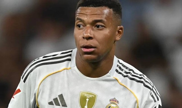 姆巴佩父亲质疑阿隆索战术要求：这种级别的前锋不需要参与防守