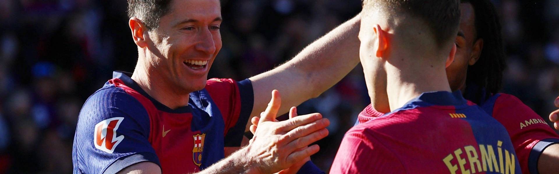 西甲！2-1爆冷！亚马尔失点，贝尔特兰争议绝杀！巴萨不敌赫罗纳