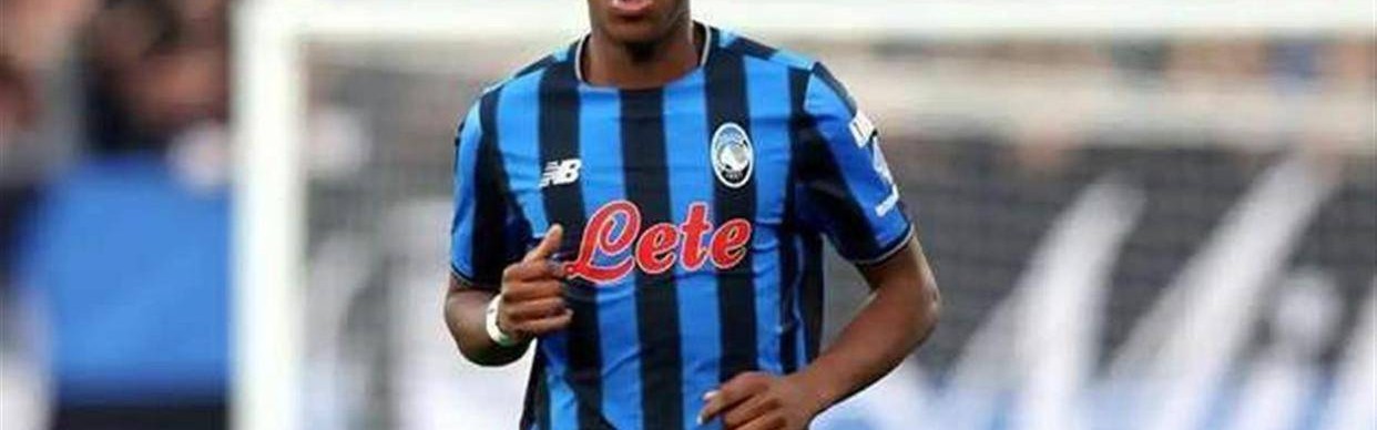 数据平平！24场1球仍遭四大豪门哄抢，18岁少年到底藏着怎样的天赋？