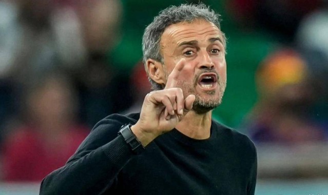 法甲榜首风云突变！大巴黎1-3惊天爆冷遭雷恩逆袭，登贝莱破门难挽败局