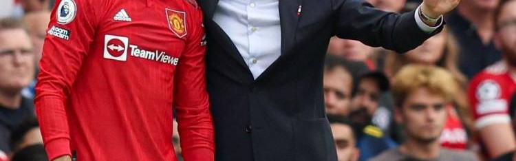 前曼联助教曝C罗离队内幕：滕哈赫铁腕管理，C罗拒绝参与高位逼抢