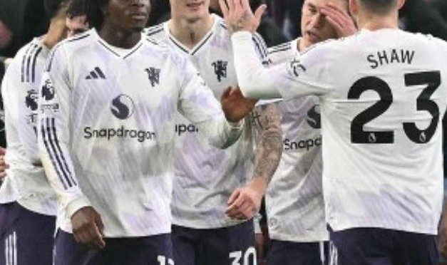 曼联12天内迎来4场关键比赛，若全胜有望挺进前四争夺欧冠资格