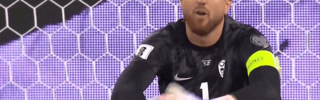 奥布拉克太绝望：3次被攻破球门，曼联超级新援哑火：6场0进球