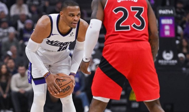 威少23分难救主 猛龙三人20+客场击败国王