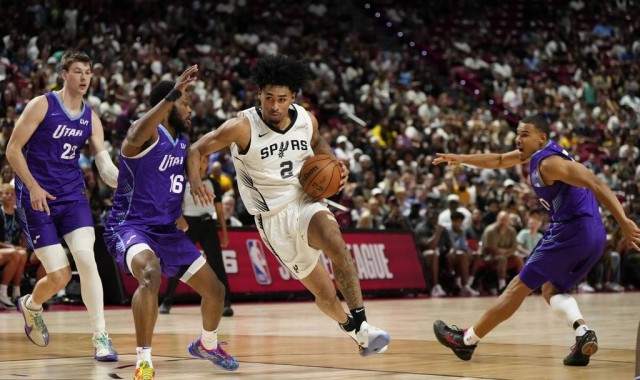 夏联综述：布朗尼17+5+5湖人输德比 河村勇辉两双