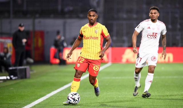 3-1，法甲第10绝境爆发，连扳3球逆转布雷斯特，2连胜升至第3