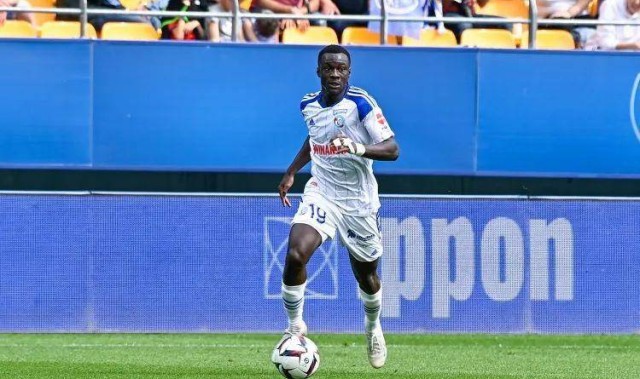 2600万欧！英超升班马砸新星，德甲劲旅慌了：21岁天才到底值不值