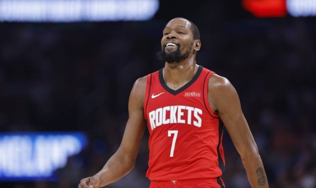 杜兰特回俄城遭全场狂嘘 死神绝杀罚球不进成败笔