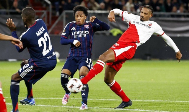 双面人生！橙衣军团进球助攻双料之王，职业生涯只有半座西甲奖杯