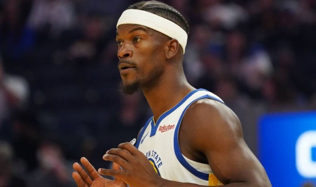 热记:巴特勒在更衣室会让人产生不适感 他控制欲强