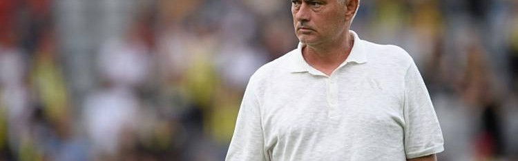 穆里尼奥7次解约，逾9亿身家成为教练圈顶级赚手