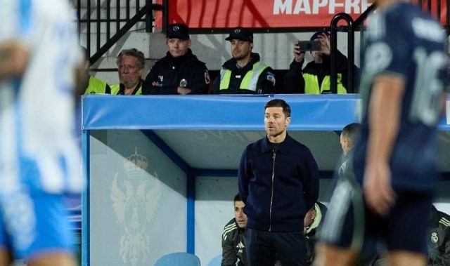 西甲双雄爆发劲旅：马竞与皇马携手晋级，格里兹曼姆巴佩创历史纪录