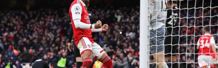 天空：英超以及欧洲范围内多队关注阿森纳右后卫本·怀特