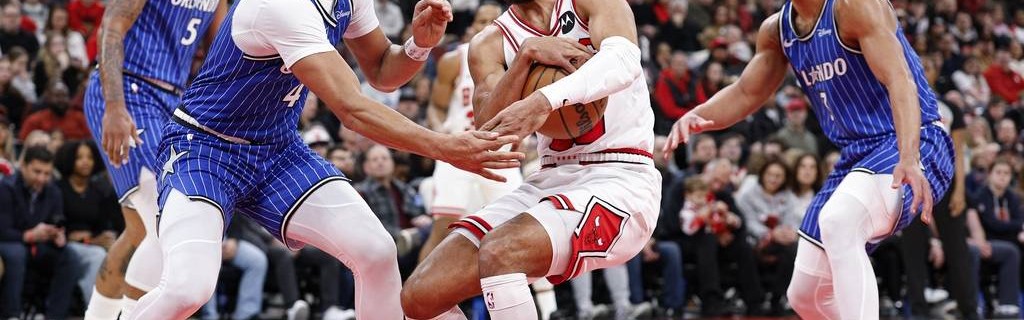 班凯罗31+6+6布泽利斯21+9+7 公牛击退魔术